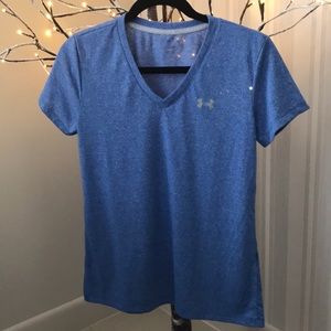 UNDER ARMOR T-SHIRT